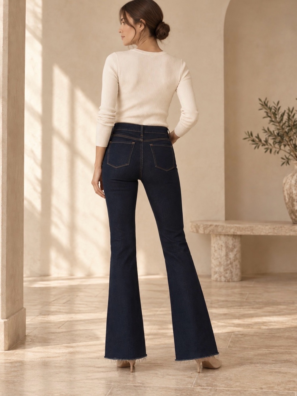 J Brand Janet Dark Indigo Flare Jeans Size 26 Raw Hem Bootcut Stretch Denim - Picture 2 of 13